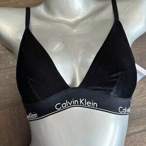 Nwt Calvin Klein Modern Velvet Triangle Convertible Wireless Bralette S M L